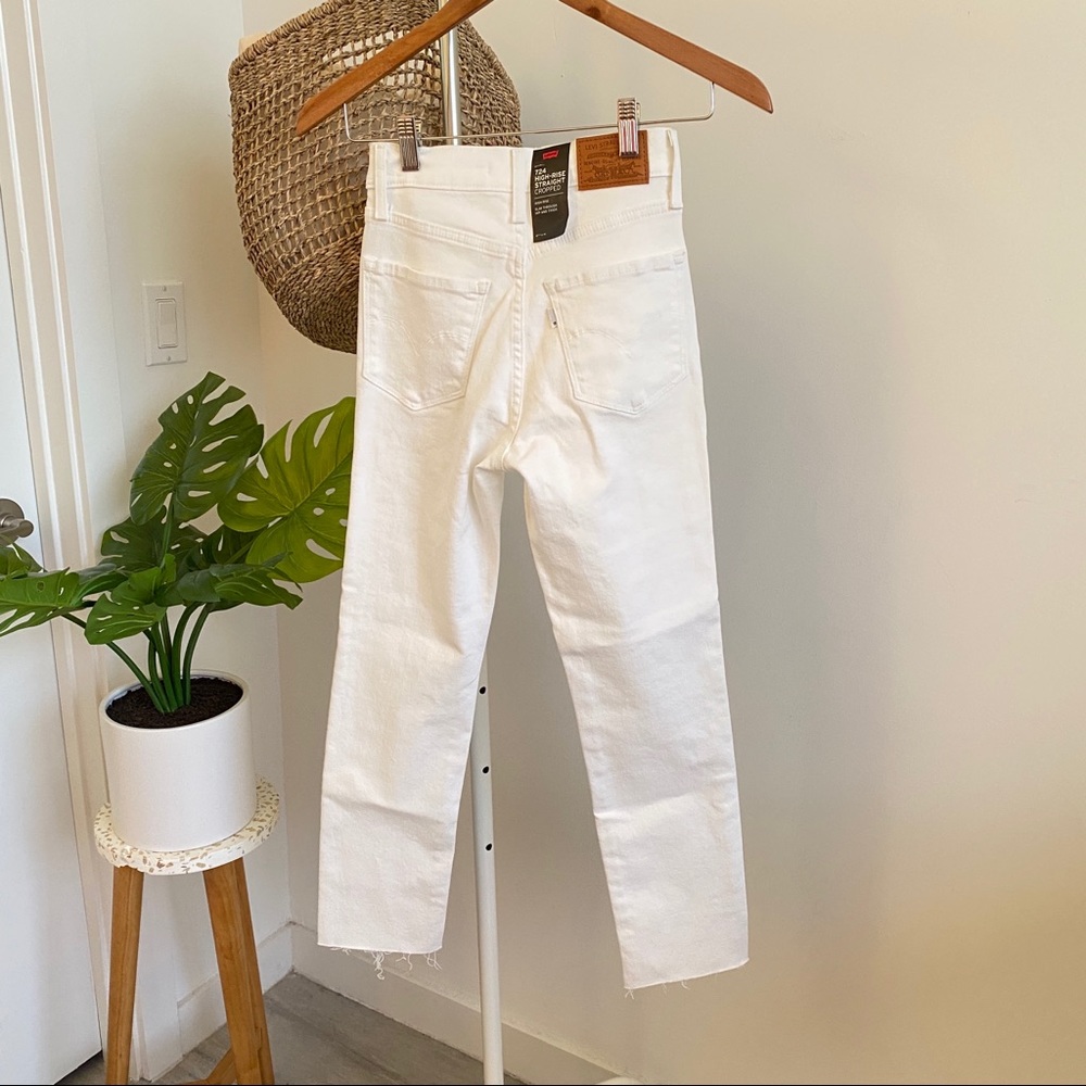 Levi’s • NWT High Rise White Cropped Jeans sz 24 - Picture 5 of 8